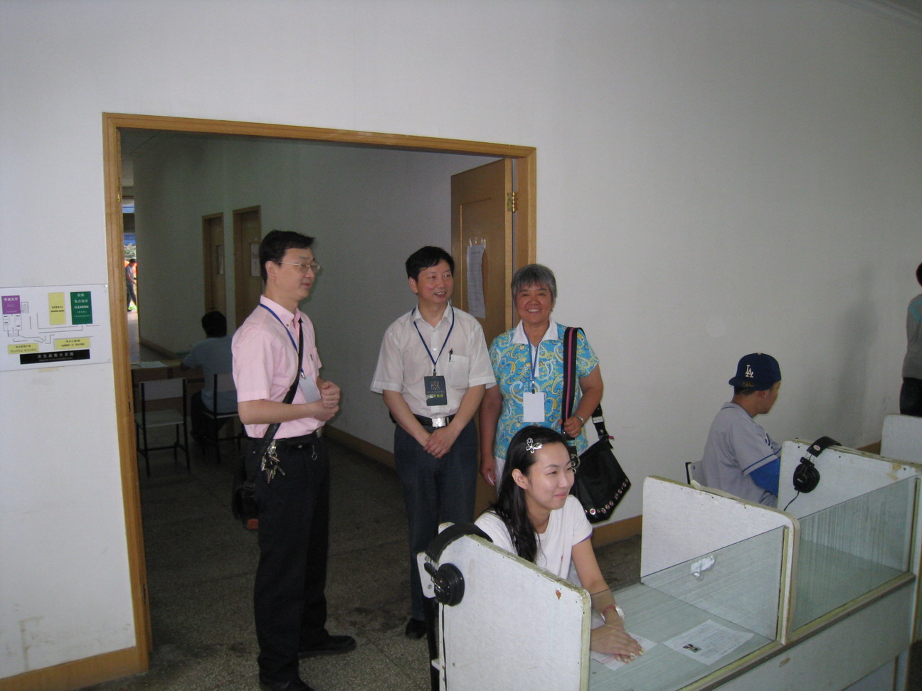 市教委国际处乐勇处长亲临考场检查指导工作